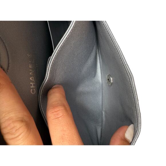 Chanel Leather Quilted Classic Double Flap CC Logo Medium Crossbody Bag Silver - Picture 16 of 16